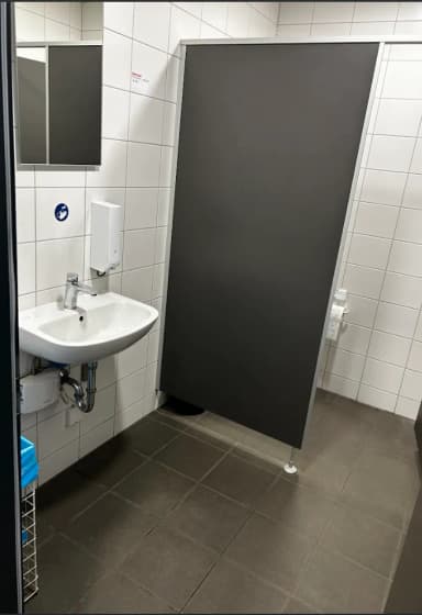 Sanitärhygiene in öffentlichen Einrichtungen: Standards und Dokumentationspflichten